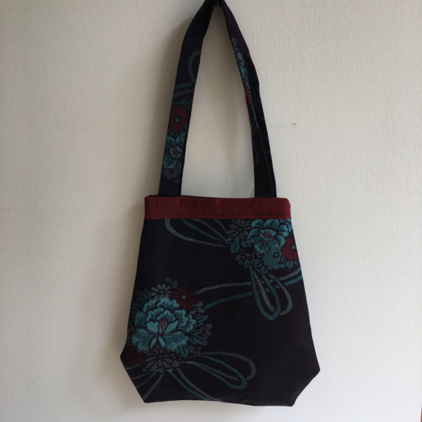 Schultertasche Blumentrommel – Bild 2