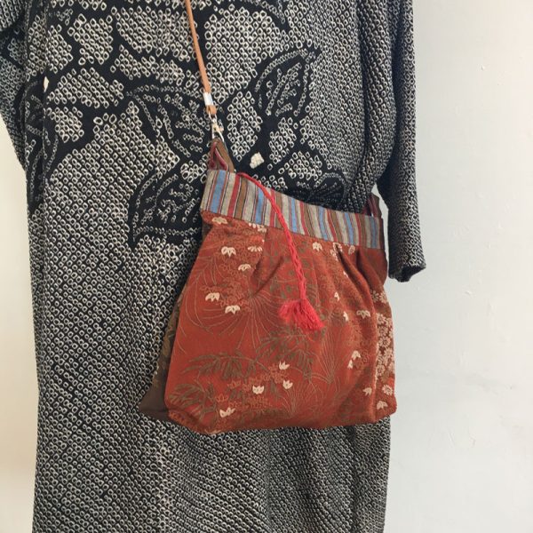Schultertasche mit Haori Bändchen – Bild 5
